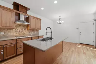 299 Arbor Glen Blvd, Schaumburg, IL 60195 - Photo 21
