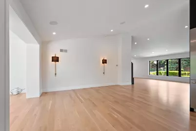 6600 N Kenton Avenue, Lincolnwood, IL 60712 - Photo 11