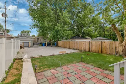 7527 S Chappel Avenue, Chicago, IL 60649 - Photo 37