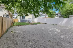 7527 S Chappel Ave, Chicago, IL 60649 - Photo 39