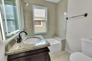 7527 S Chappel Ave, Chicago, IL 60649 - Photo 11