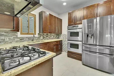 7527 S Chappel Avenue, Chicago, IL 60649 - Photo 3