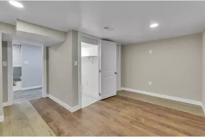 7527 S Chappel Avenue, Chicago, IL 60649 - Photo 19
