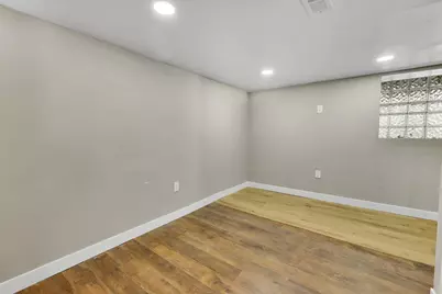 7527 S Chappel Avenue, Chicago, IL 60649 - Photo 17