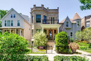 4448 N Tripp Ave, Chicago, IL 60630 - Photo 1