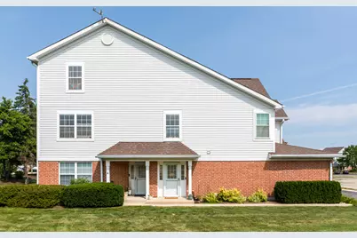 176 Birmingham Court #176, Roselle, IL 60172 - Photo 3