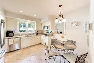 1907 Grant St, Evanston, IL 60201 - Photo 9