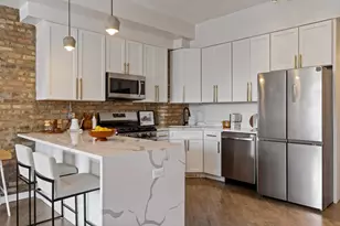 2140 W Huron St, Chicago, IL 60612 - Photo 3