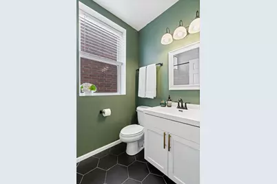2140 W Huron Street #2F, Chicago, IL 60612 - Photo 19