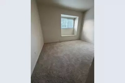 2626 Woodview Court #2626, Waukegan, IL 60087 - Photo 11
