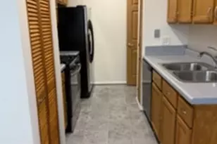 2626 Woodview Ct, Waukegan, IL 60087 - Photo 5