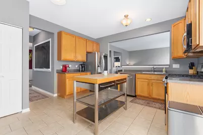 1010 Marion Drive, Shorewood, IL 60404 - Photo 15