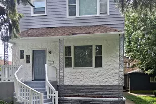 8518 S Muskegon Ave, Chicago, IL 60617 - Photo 1