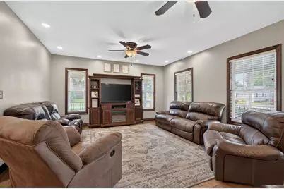 707 S Otter Creek Road, Streator, IL 61364 - Photo 17