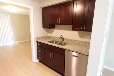 2021 Berkshire Circle #A, Carpentersville, IL 60110 - Photo 9