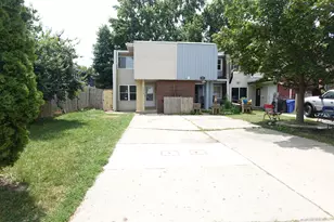 2021 Berkshire Cir, Carpentersville, IL 60110 - Photo 1