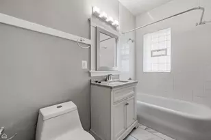 7325 S Euclid Ave, Chicago, IL 60649 - Photo 17