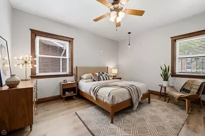 7325 S Euclid Avenue, Chicago, IL 60649 - Photo 15