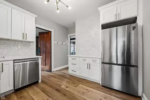 7325 S Euclid Ave, Chicago, IL 60649 - Photo 7
