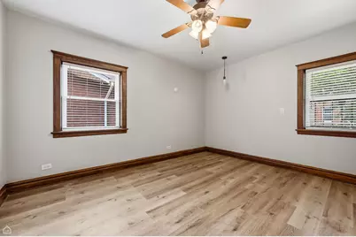 7325 S Euclid Avenue, Chicago, IL 60649 - Photo 13
