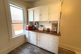 110 W Washington St, Streator, IL 61364 - Photo 7