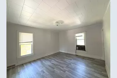 110 W Washington Street, Streator, IL 61364 - Photo 13