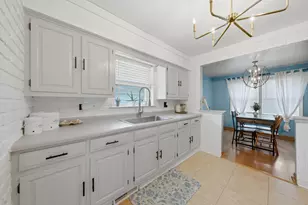 7920 W 91st St, Hickory Hills, IL 60457 - Photo 11