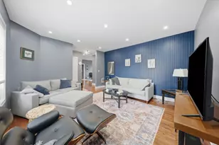 2212 E 70th St, Chicago, IL 60649 - Photo 9
