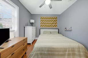2212 E 70th St, Chicago, IL 60649 - Photo 17
