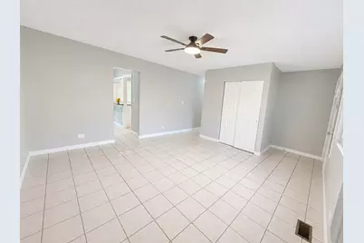 6847 Hawthorne Lane, Hanover Park, IL 60133 - Photo 7