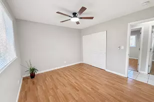 6847 Hawthorne Ln, Hanover Park, IL 60133 - Photo 15