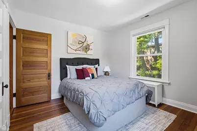 3757 N Bosworth Avenue, Chicago, IL 60613 - Photo 21