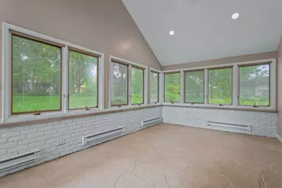 1023 Creekside Circle, Naperville, IL 60563 - Photo 7
