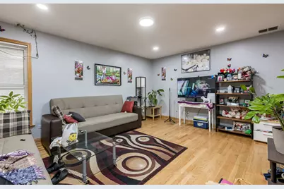 5038 N Harding Avenue, Chicago, IL 60625 - Photo 13