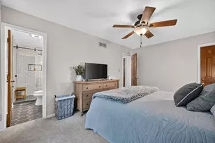 114 Wakefield Ln, Geneva, IL 60134 - Photo 11