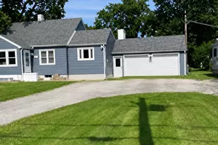 211 N Webster St, Catlin, IL 61817 - Photo 3