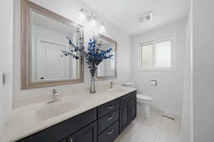 2206 Kingston Dr, Wheaton, IL 60187 - Photo 19