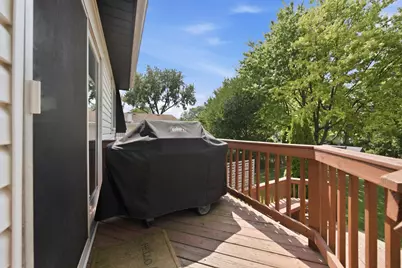 2206 Kingston Drive, Wheaton, IL 60187 - Photo 33