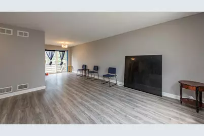 929 Adams Street, Waukegan, IL 60085 - Photo 3