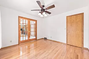 3028 Wedgewood Dr, Dekalb, IL 60115 - Photo 23