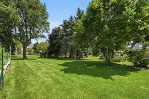3028 Wedgewood Dr, Dekalb, IL 60115 - Photo 47