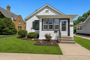 408 Marcy St, Ottawa, IL 61350 - Photo 1