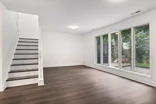 974 S Park Terrace, Chicago, IL 60605 - Photo 7