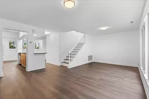 974 S Park Terrace, Chicago, IL 60605 - Photo 11