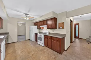 6151 Lippincott Ln, Rockford, IL 61107 - Photo 15
