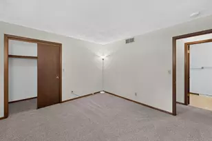 6151 Lippincott Ln, Rockford, IL 61107 - Photo 29