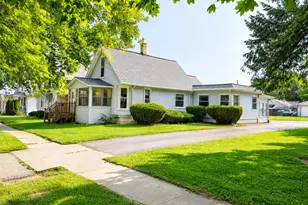 218 N Hadsall St, Genoa, IL 60135 - Photo 1