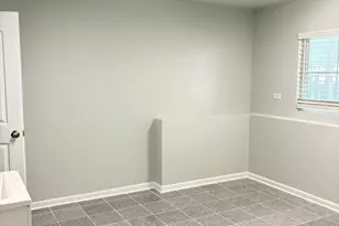 429 Grosvenor Ln, Aurora, IL 60504 - Photo 13