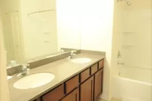 429 Grosvenor Ln, Aurora, IL 60504 - Photo 11