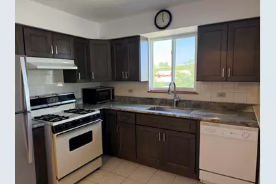 1326 E 159th St 1326 Street #3E, Lockport, IL 60441 - Photo 5